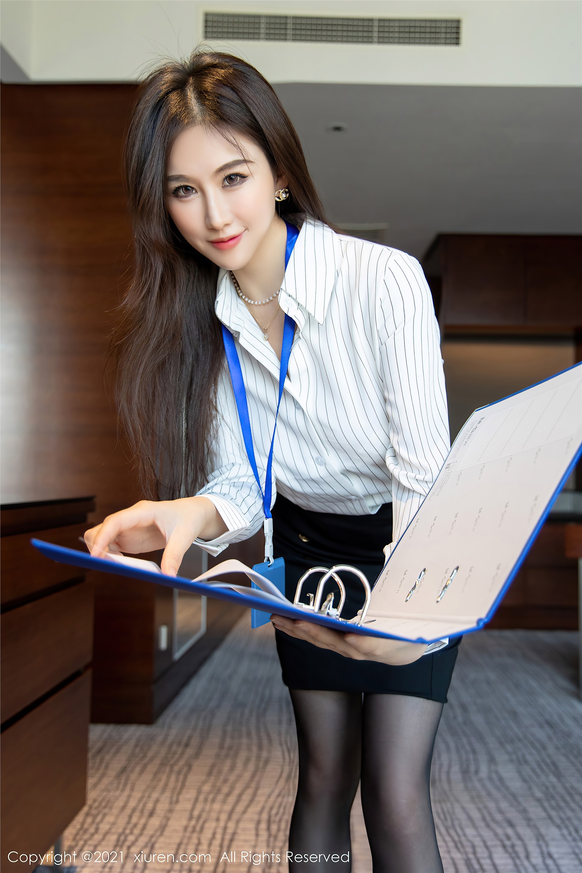 Xiuren秀人网 2021.12.02 NO.4291 月音瞳